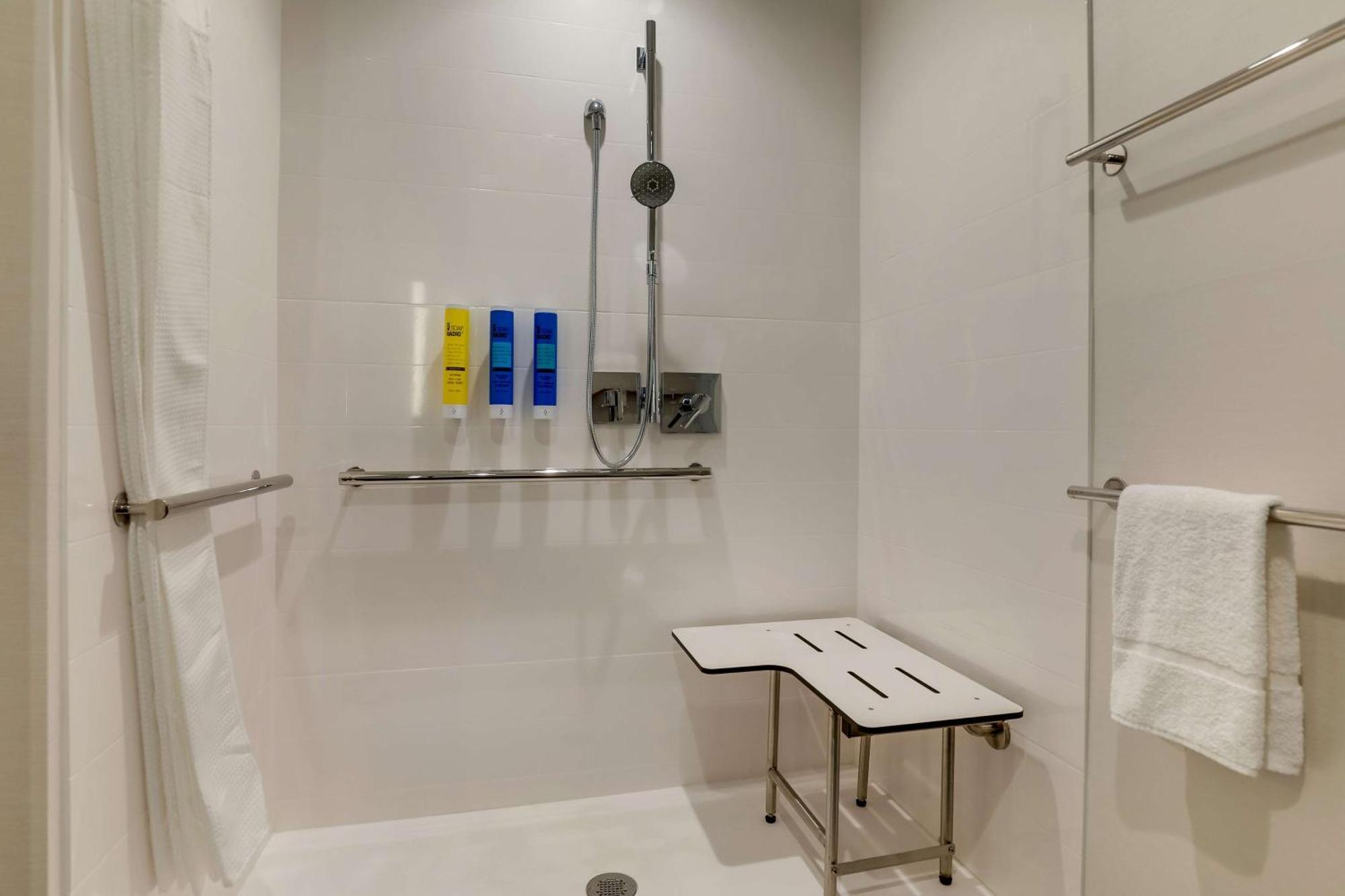 Hotel Tru By Hilton Raleigh Garner Esterno foto